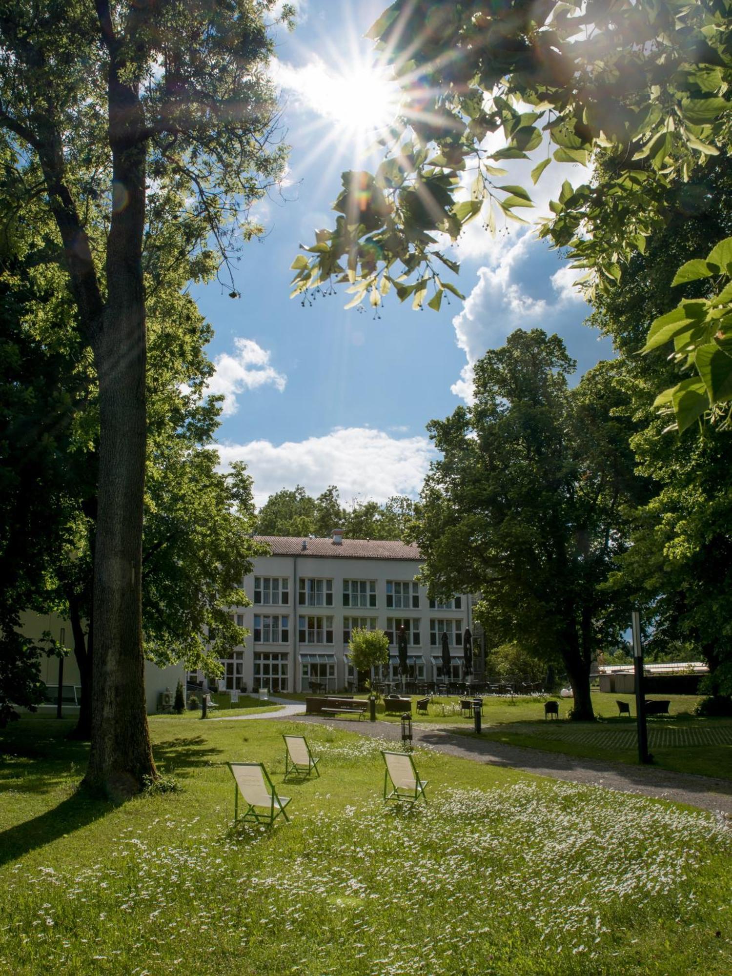 Hotel Raphael Im Allgaeu 켐프텐 외부 사진