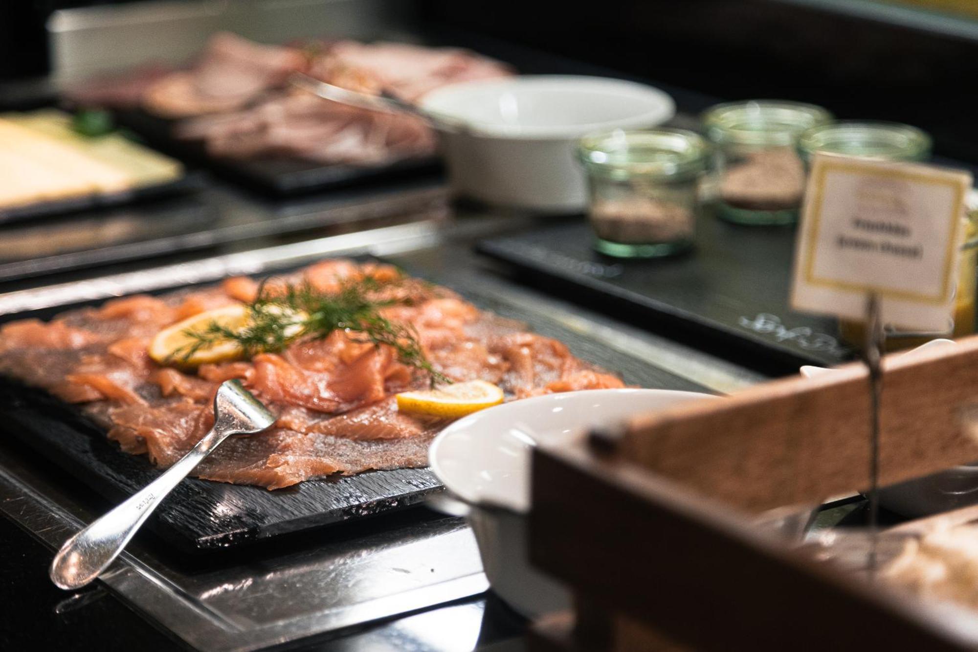 Hotel Raphael Im Allgaeu 켐프텐 외부 사진